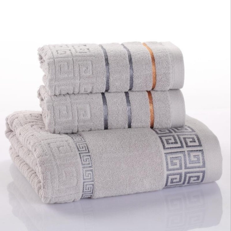 Elegant towel set in three parts in cotton