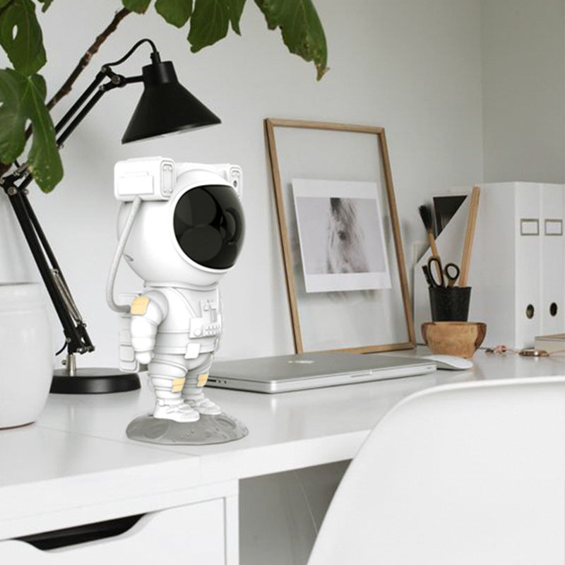 Creative Night Light Atmosphere "USB Astronaut Projector"