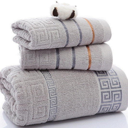 Elegant towel set in three parts in cotton